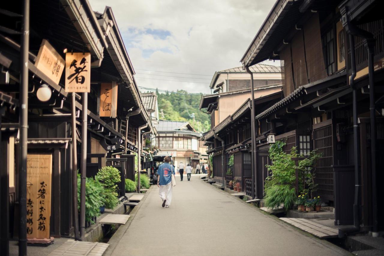 Manabi-Stay Takayama モダンな蔵ダイニングと半露天風呂付き古民家一棟貸切ホテル Extérieur photo