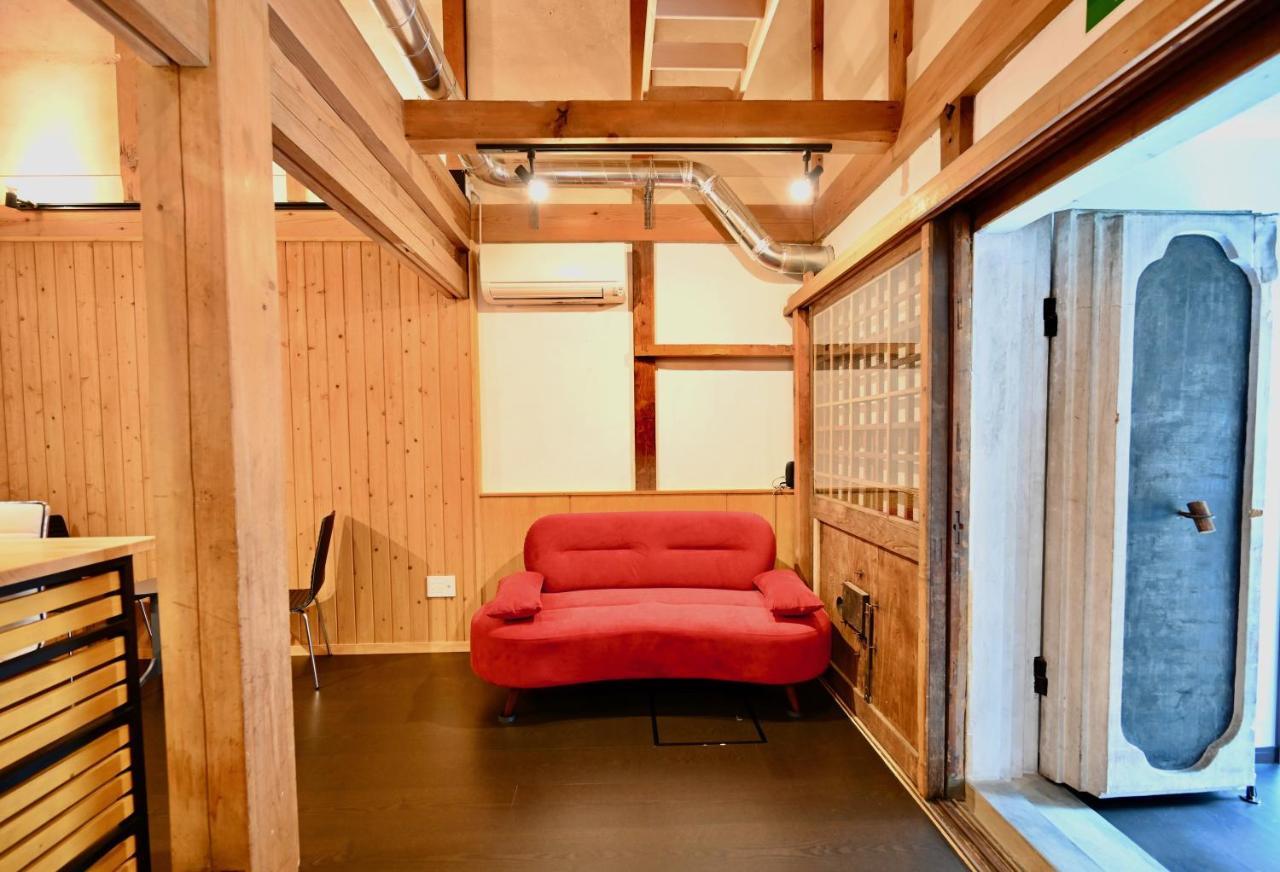 Manabi-Stay Takayama モダンな蔵ダイニングと半露天風呂付き古民家一棟貸切ホテル Extérieur photo